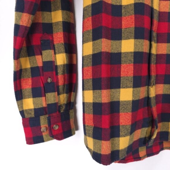 NWT FJALLRAVEN Flannel Shirt Red Plaid Skog Slim‎ Fit Long Sleeve Outdoor LARGE - Picture 10 of 16